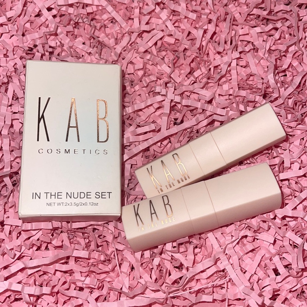 🆕💋KAB COSMETICS: “Kinky & Whip”  In The Nude Set